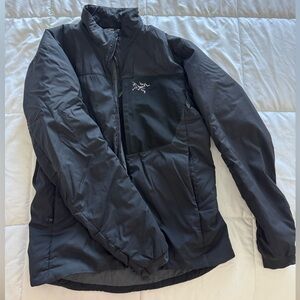 Arc’teryx Mens Proton LT jacket size medium